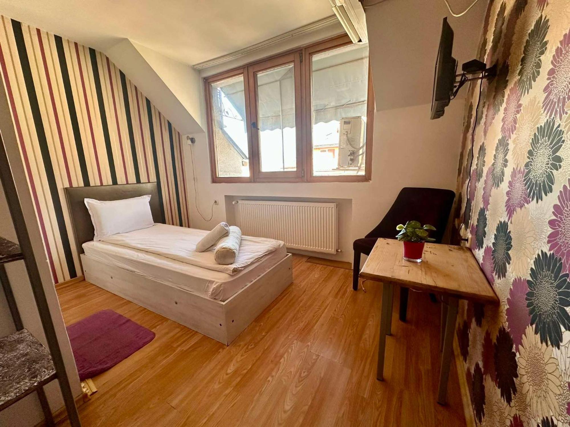 Family Hotel Amor Ruse Extérieur photo